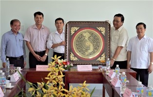 Phó Bí thư Thường trực Tỉnh ủy Lê Kim Toàn làm việc với Trường THPT chuyên Chu Văn An